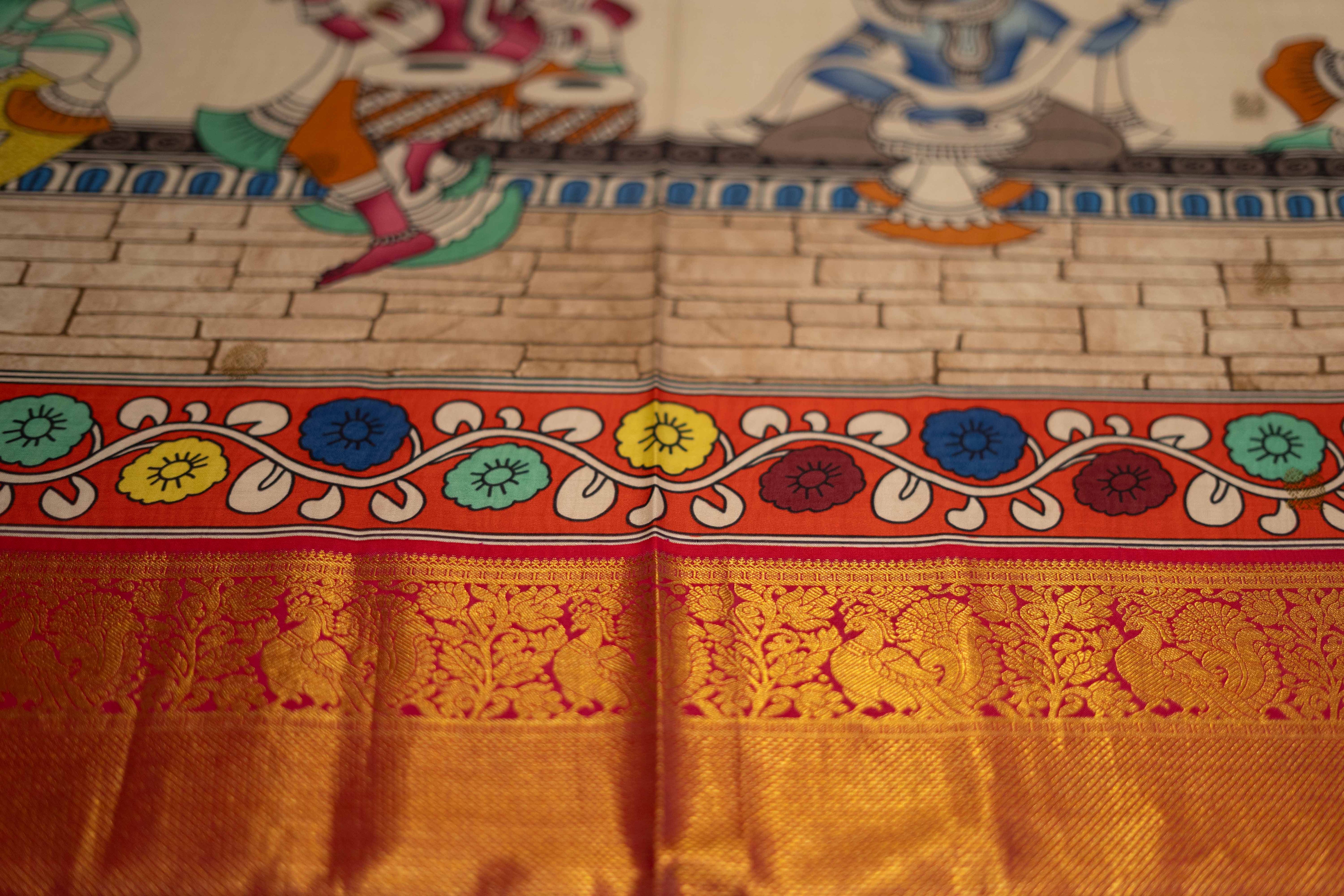 PURE KANCHIPURAM CREPE SILK SAREE WITH CREAM AND MAROON LONG ZARI BORDER