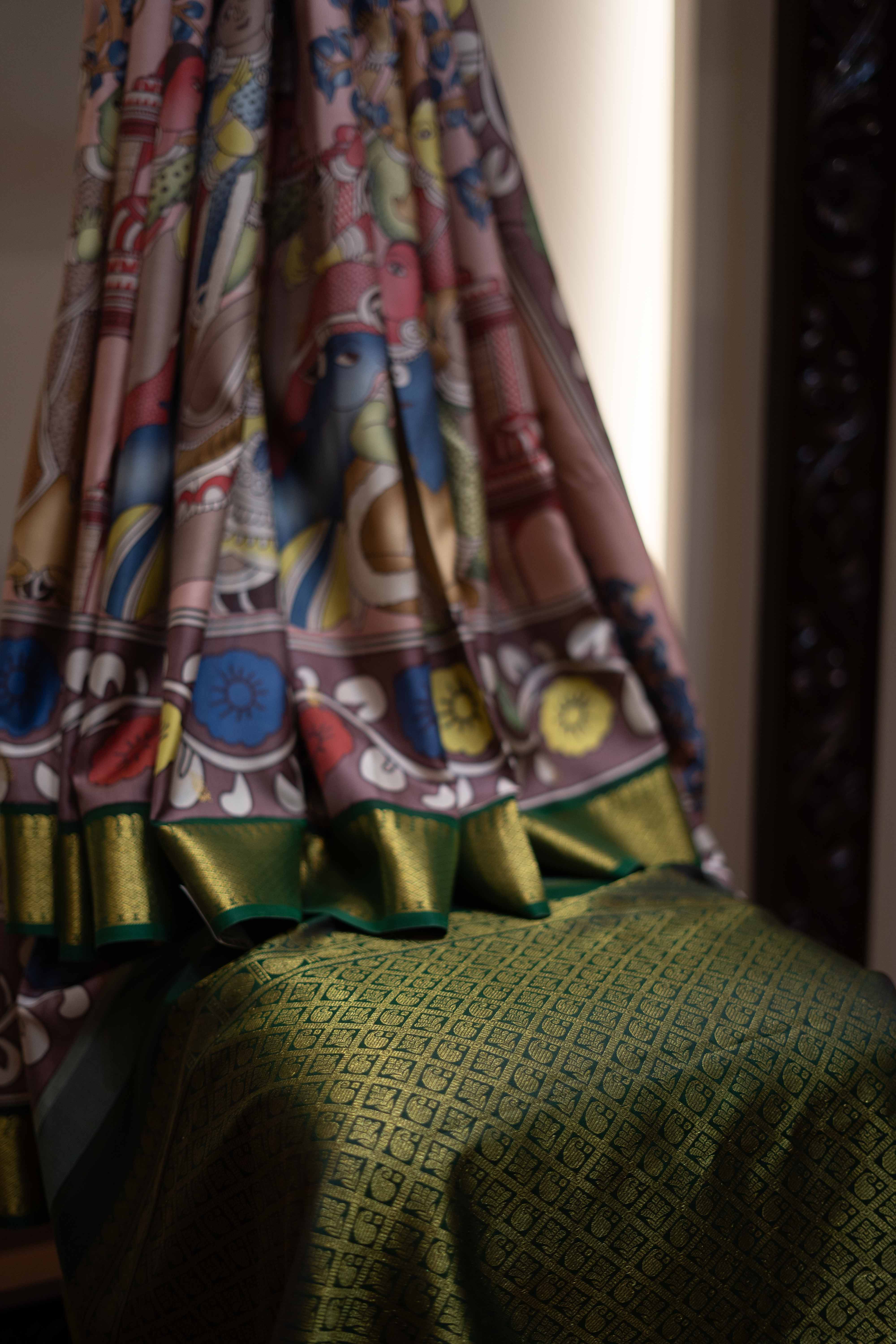 PURE KANCHIPURAM CREPE SILK SAREE WITH GREY AND MAROON LONG ZARI BORDER