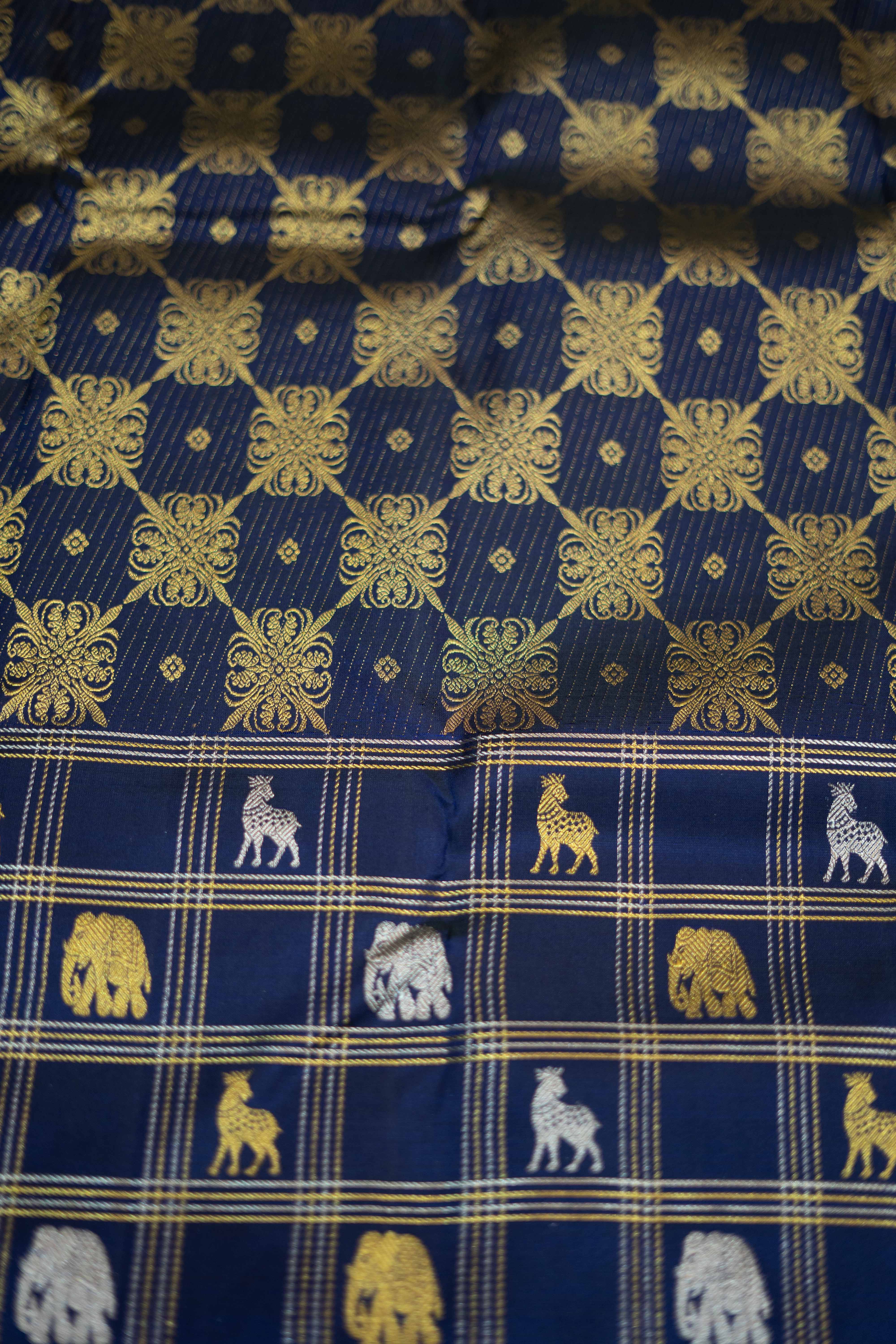 Navy blue Kanchipuram Silk Saree