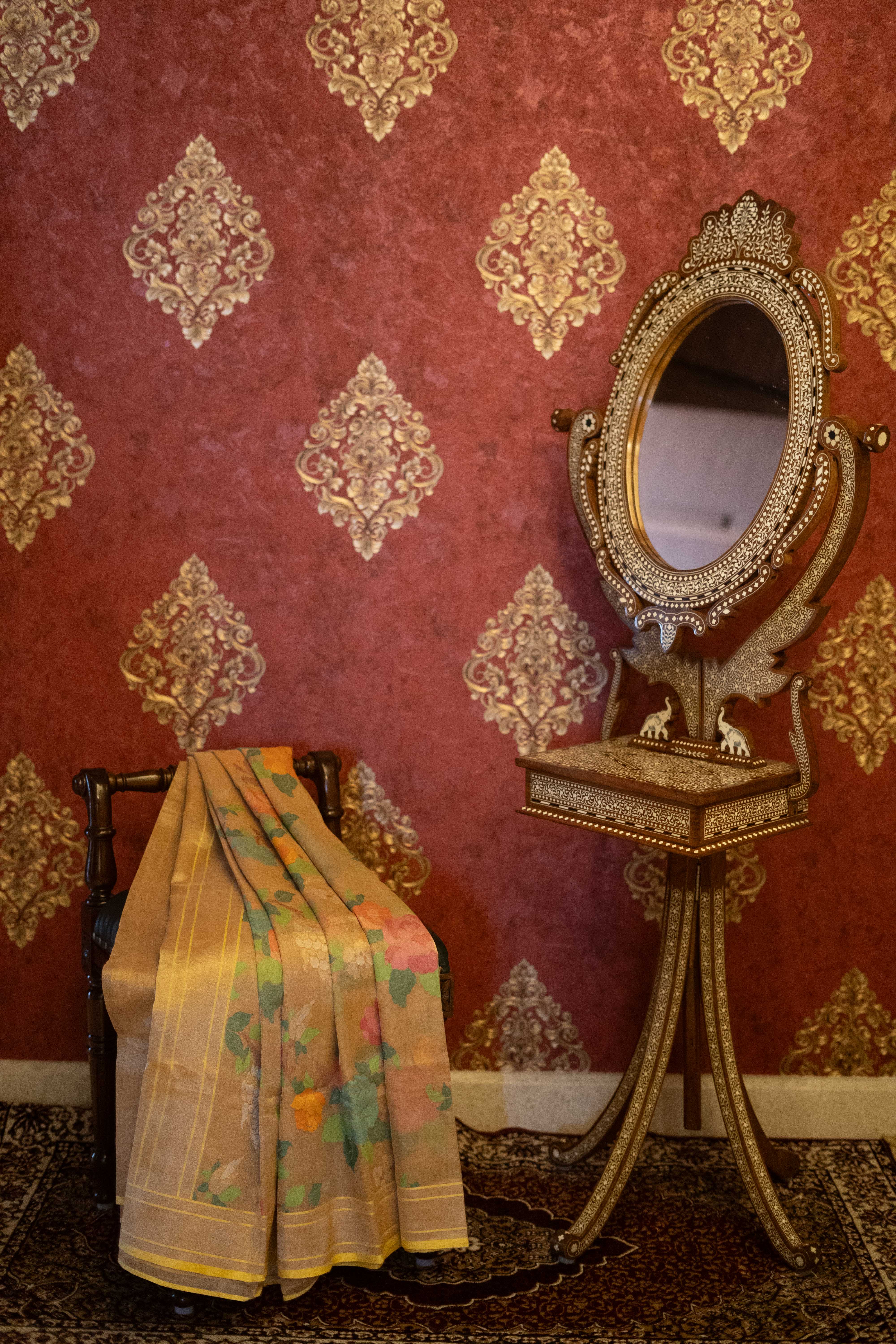 Pure Jamdani Saree - Pure Silver And Gold Zari Zamdani