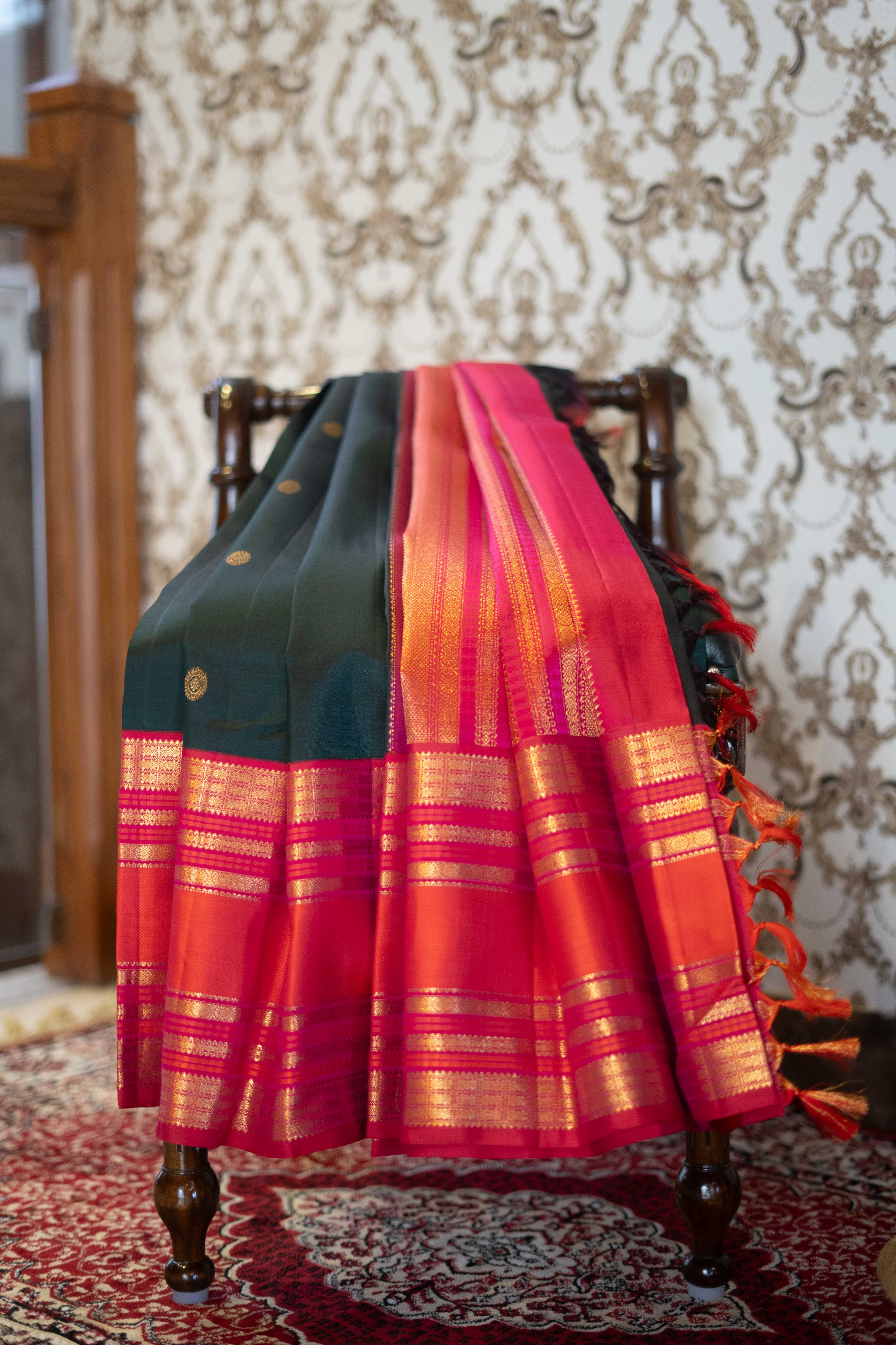 Pure Kanchivaram Saree - Bottle Green With Pink And Orange Border(Combination) And Pure Zari